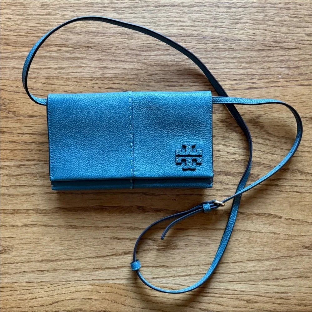 Tory Burch McGraw Wallet  Pebbled Leather Crossbody Bag‎ Teal Blue